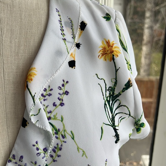 Floral Wrap Savoy Dress - Sunday Best Aritzia - Picture 6 of 7